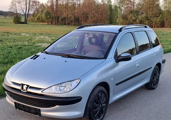 samochody osobowe Peugeot 206 cena 7900 przebieg: 180480, rok produkcji 2002 z Ryki